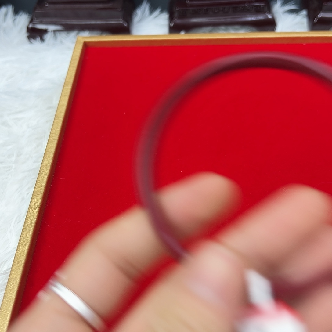 天然辰砂朱砂闭口64手镯7号