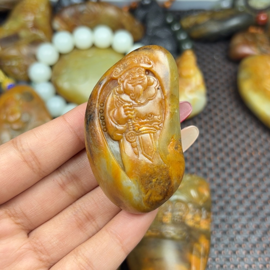 和田玉吊坠未镶嵌