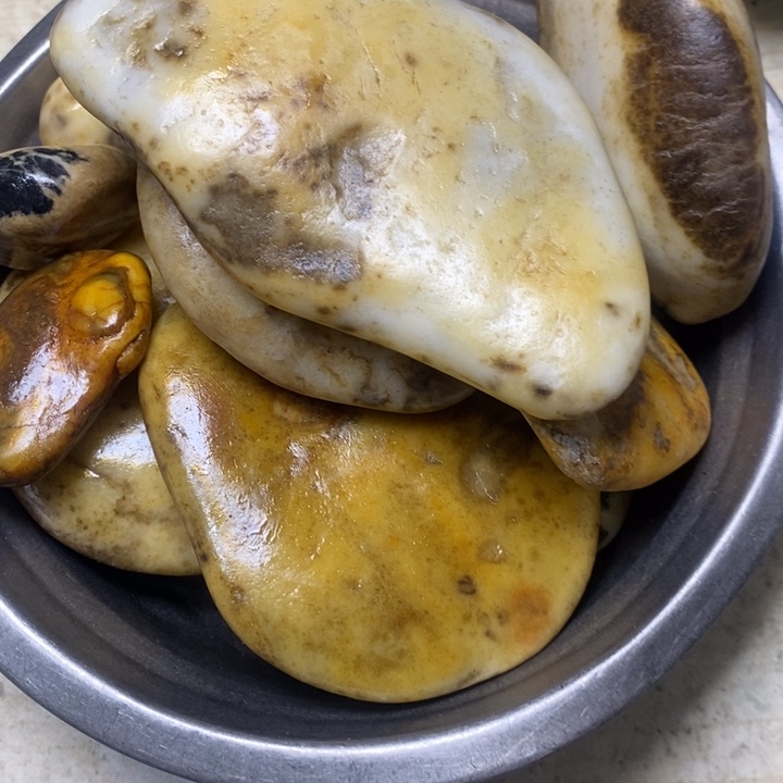 和田玉未镶嵌珠宝奇石96