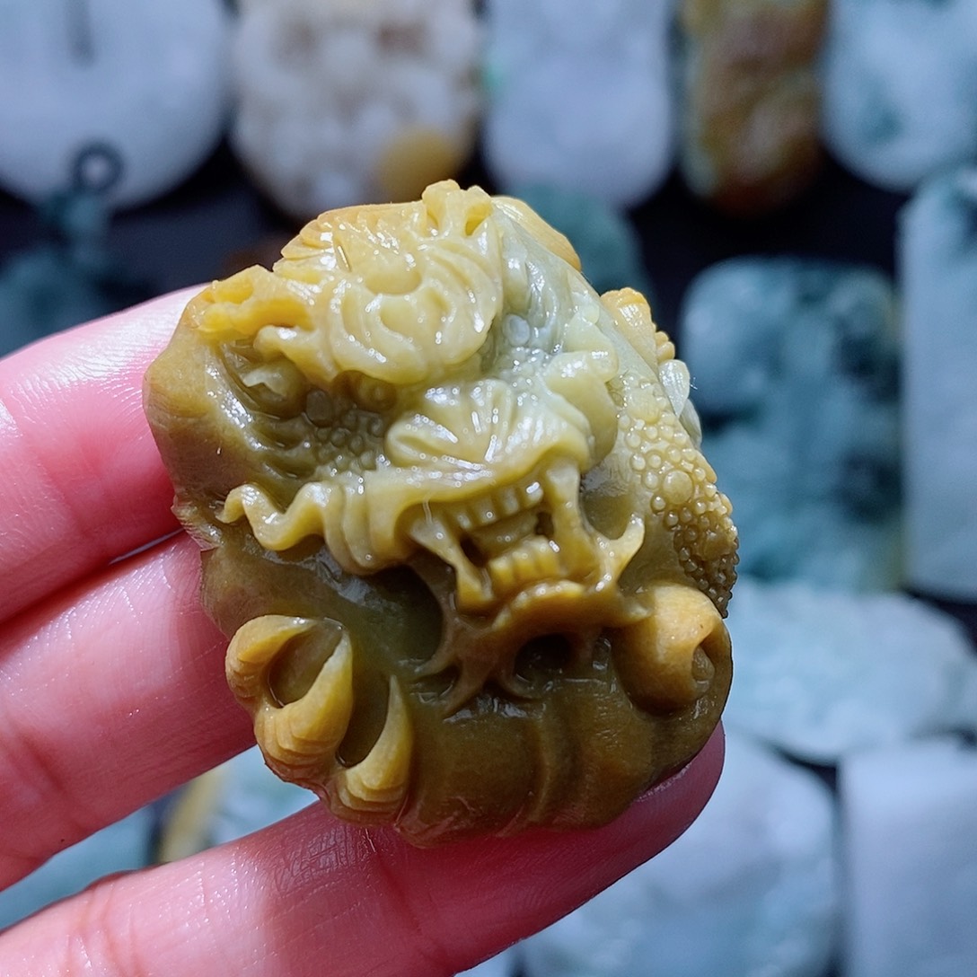 定制翡翠未镶嵌翡翠