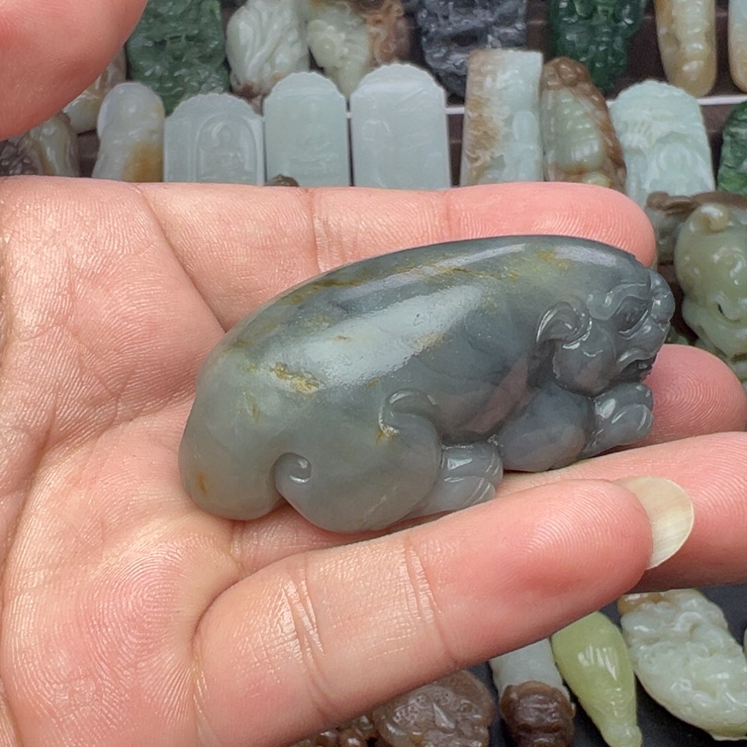 和田玉未镶嵌挂件