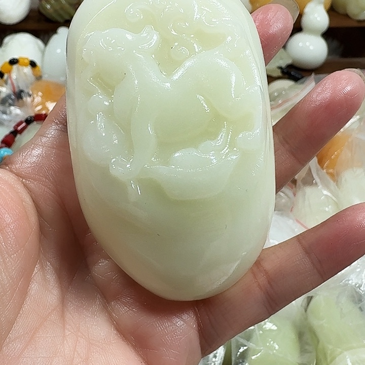 斌***哥砖雕石头手把件不退不换