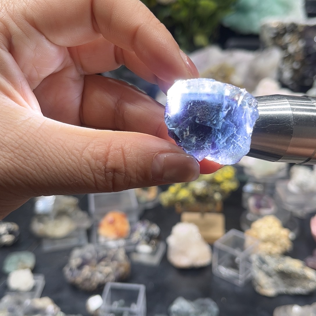 石材纳米比亚紫带框萤石