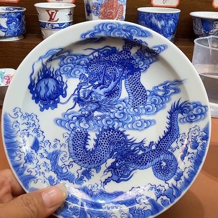 青花手工手绘龙纹壶承