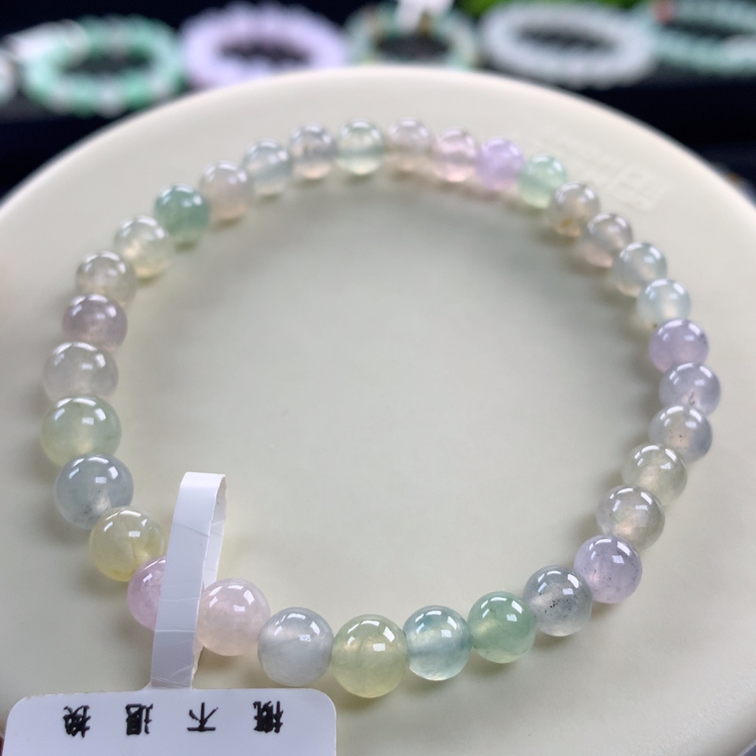 翡翠未镶嵌手链卡5.8～6.6