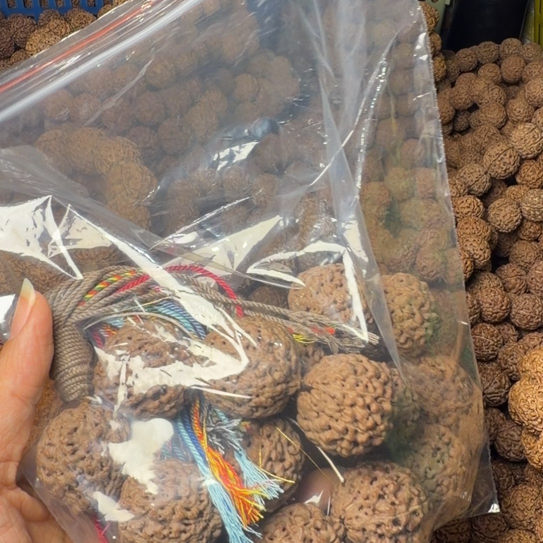 阿***哥手串金刚菩提8瓣卡30尺手持，70号