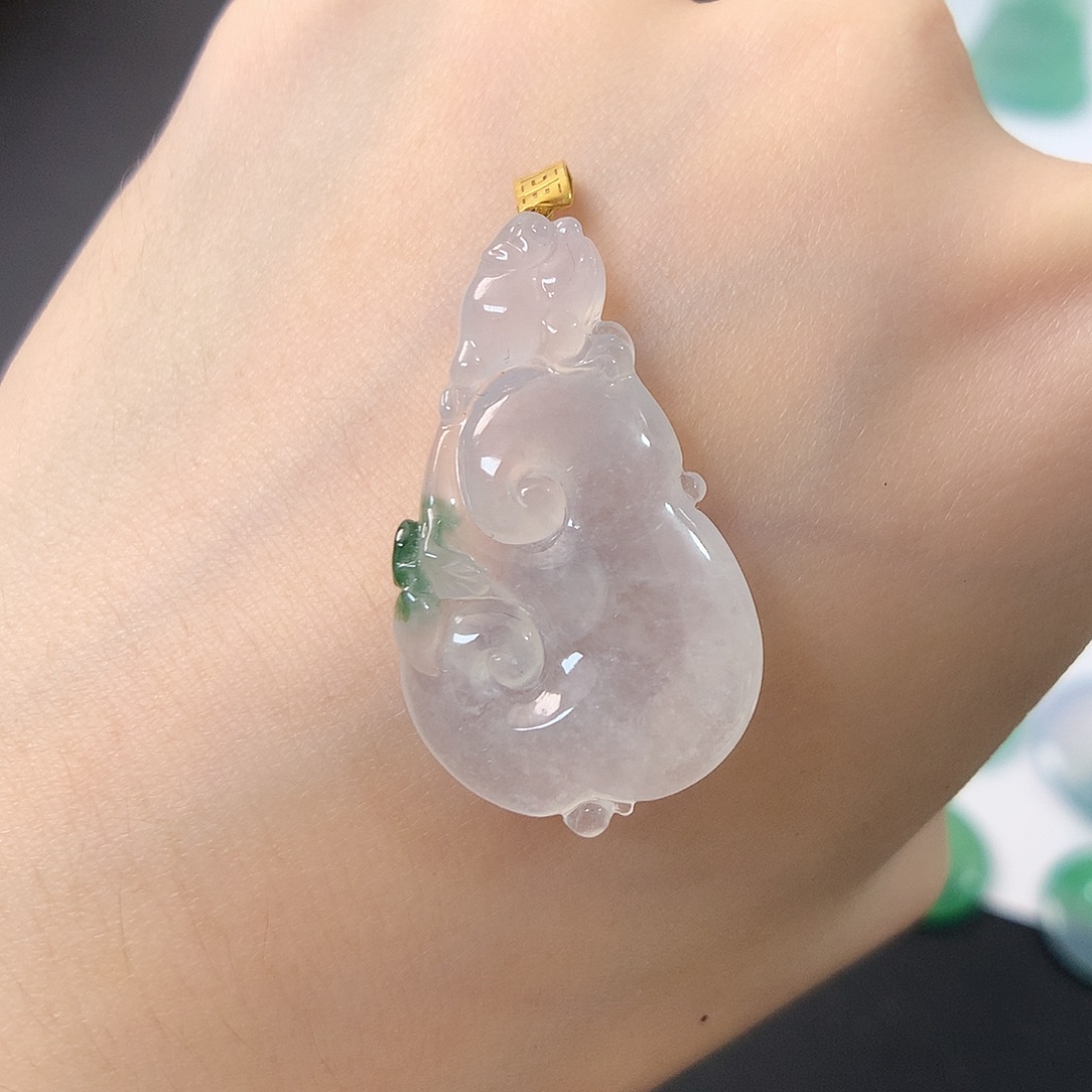 颈饰18K金镶嵌翡翠如意