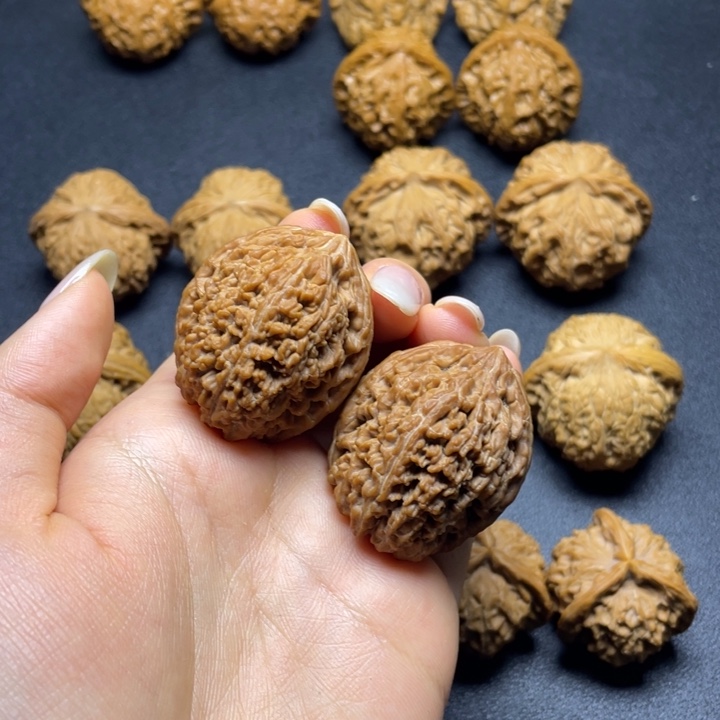 文玩核桃吊坠34+全品大蒜头