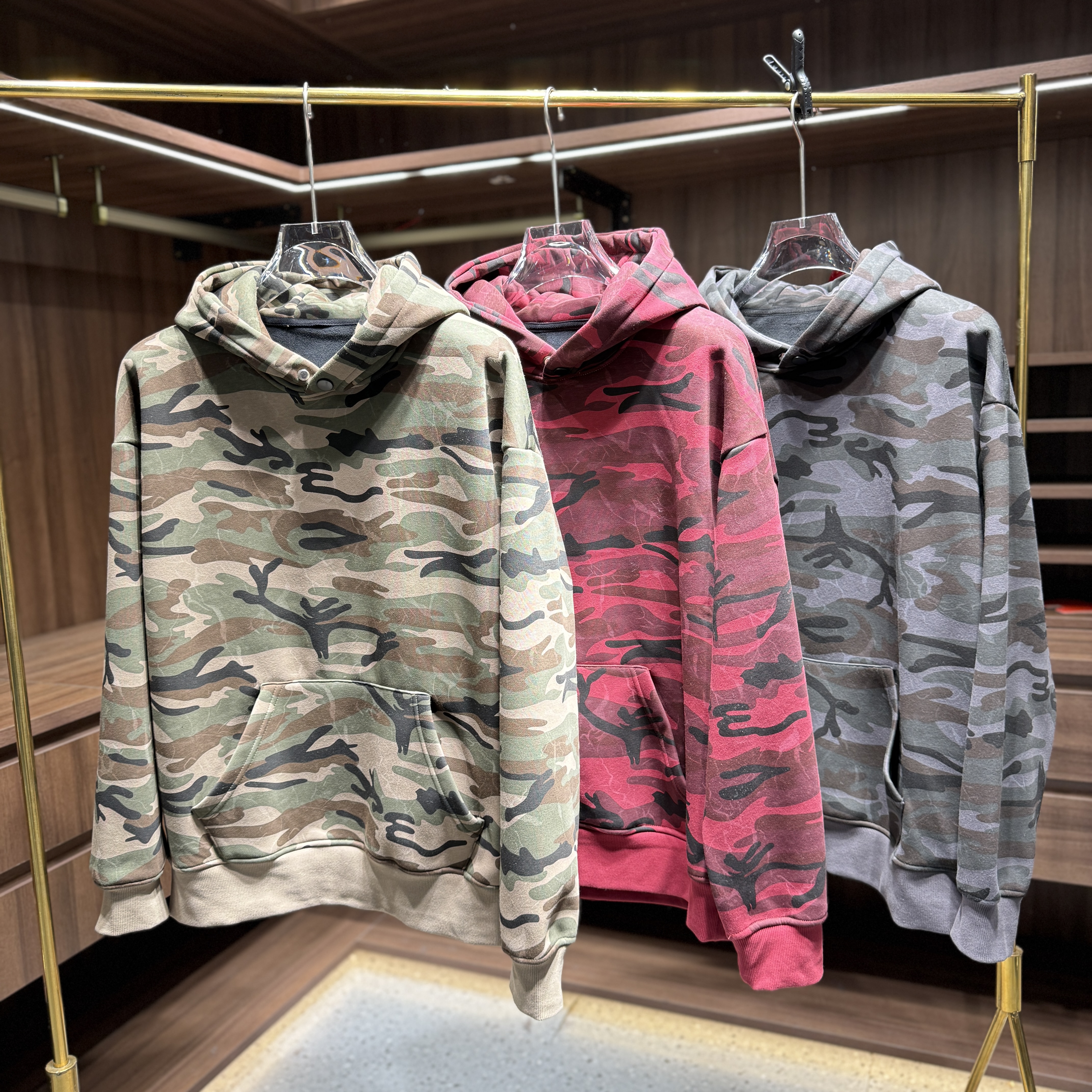 95513冬季新款小众潮牌加绒加厚男女同款休闲穿搭迷彩连帽卫衣