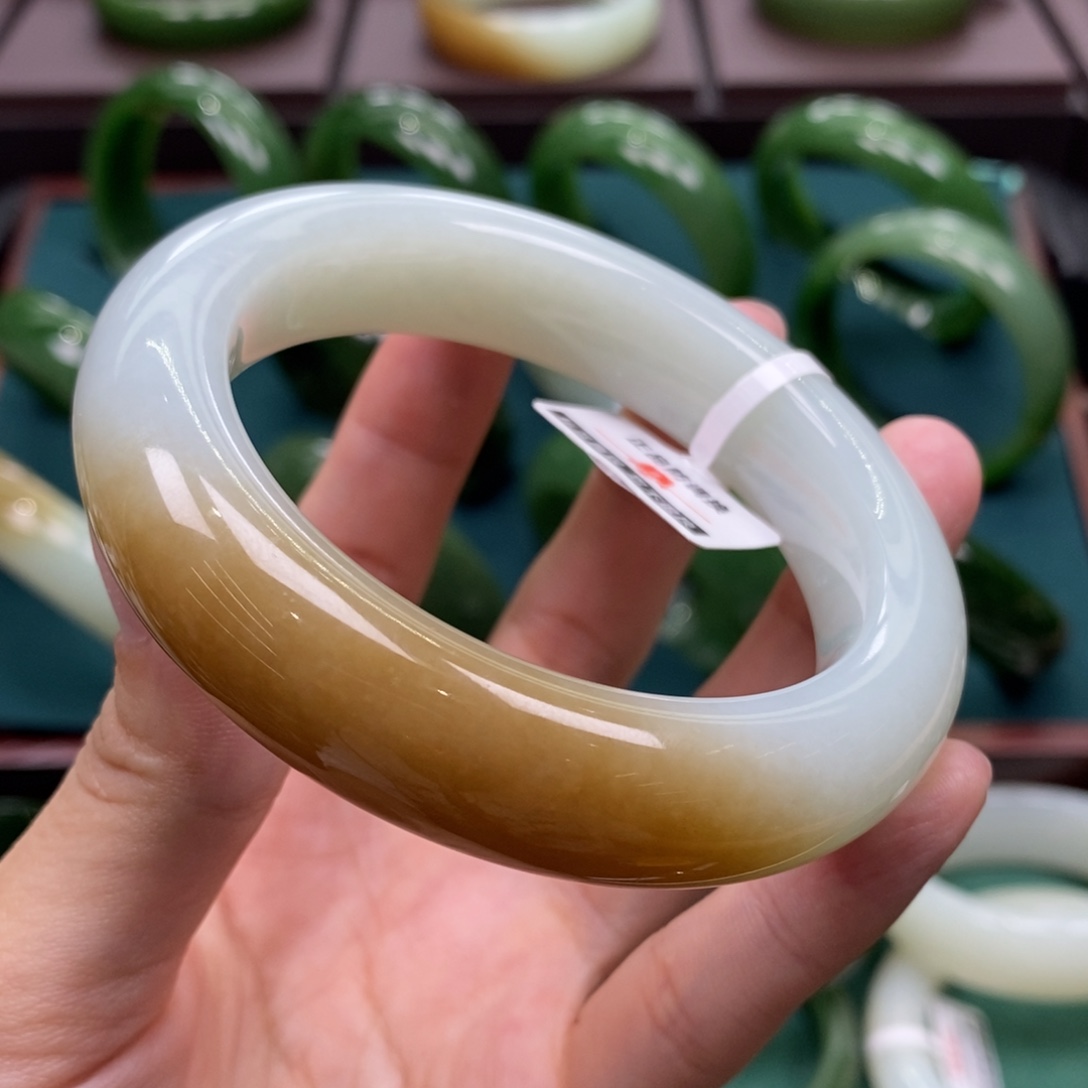 和田玉未镶嵌手镯5758