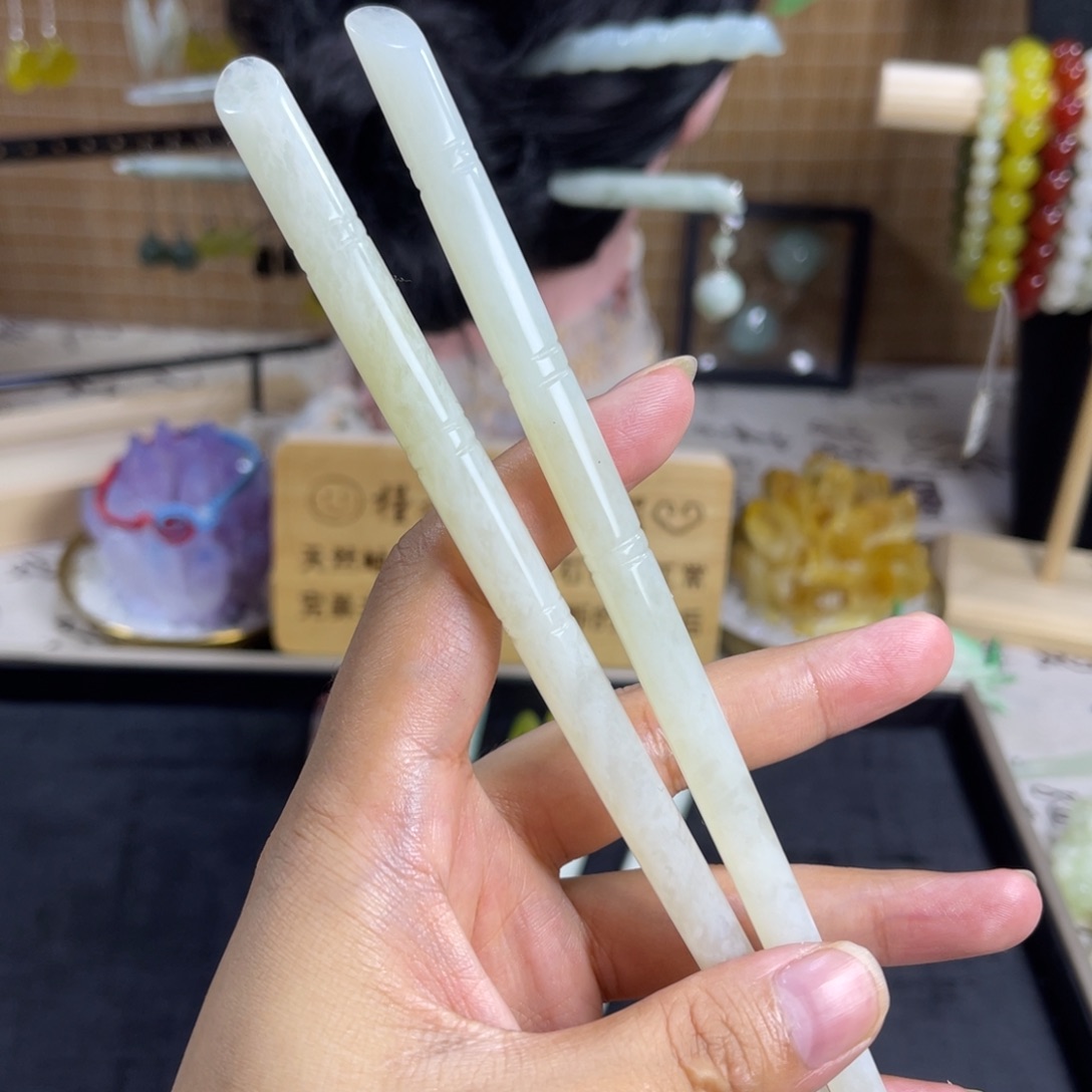 蛇纹石玉未镶嵌发饰