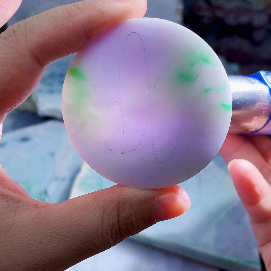 翡翠未镶嵌颈饰毛料68