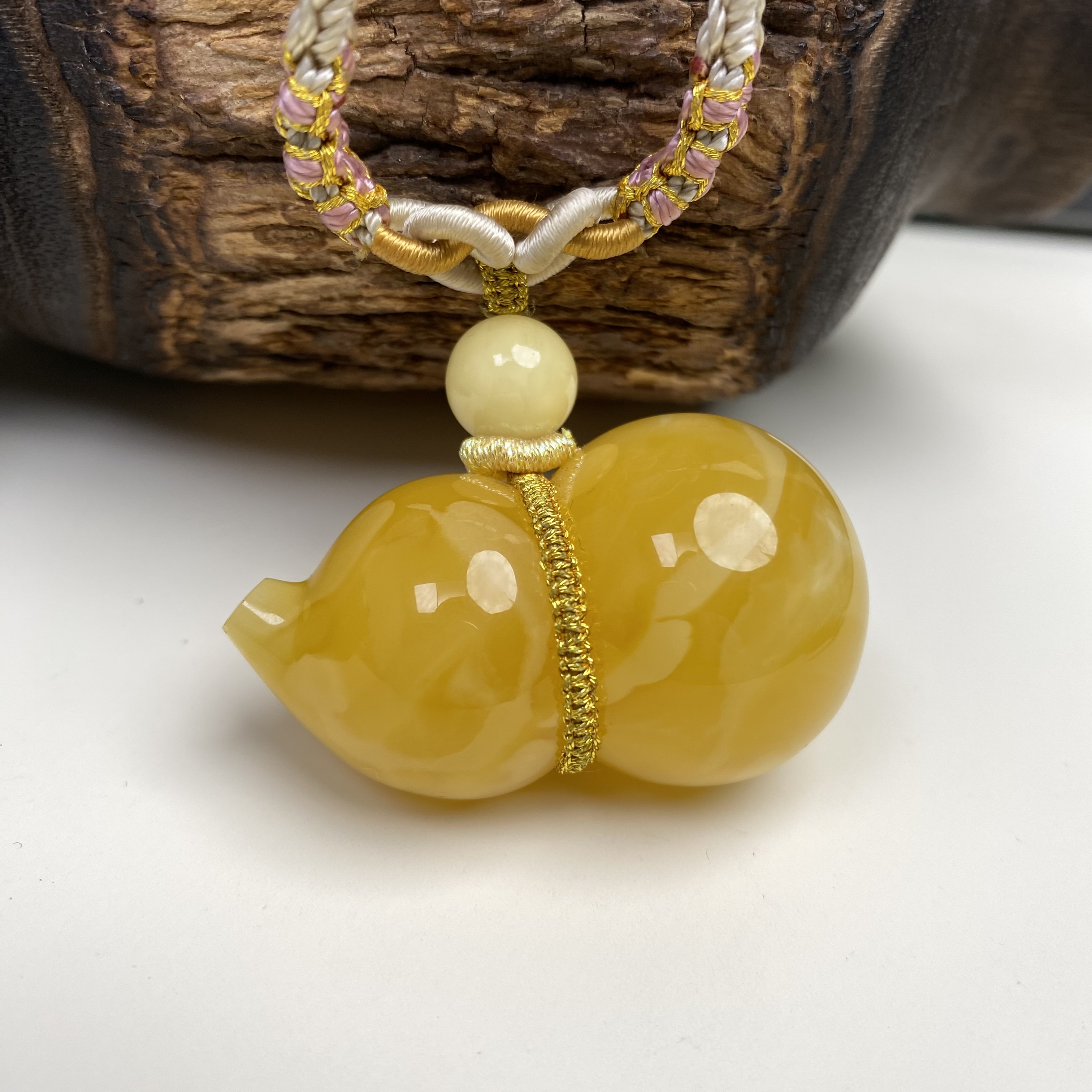 16.68克焦皮料浓蜡妖花葫芦吊坠男女时尚蜜蜡项链毛衣链水滴无事