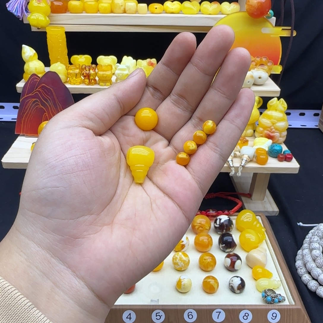 @***板琥珀未镶嵌裸石..