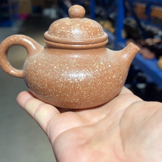 紫砂茶壶瑕疵…………………………