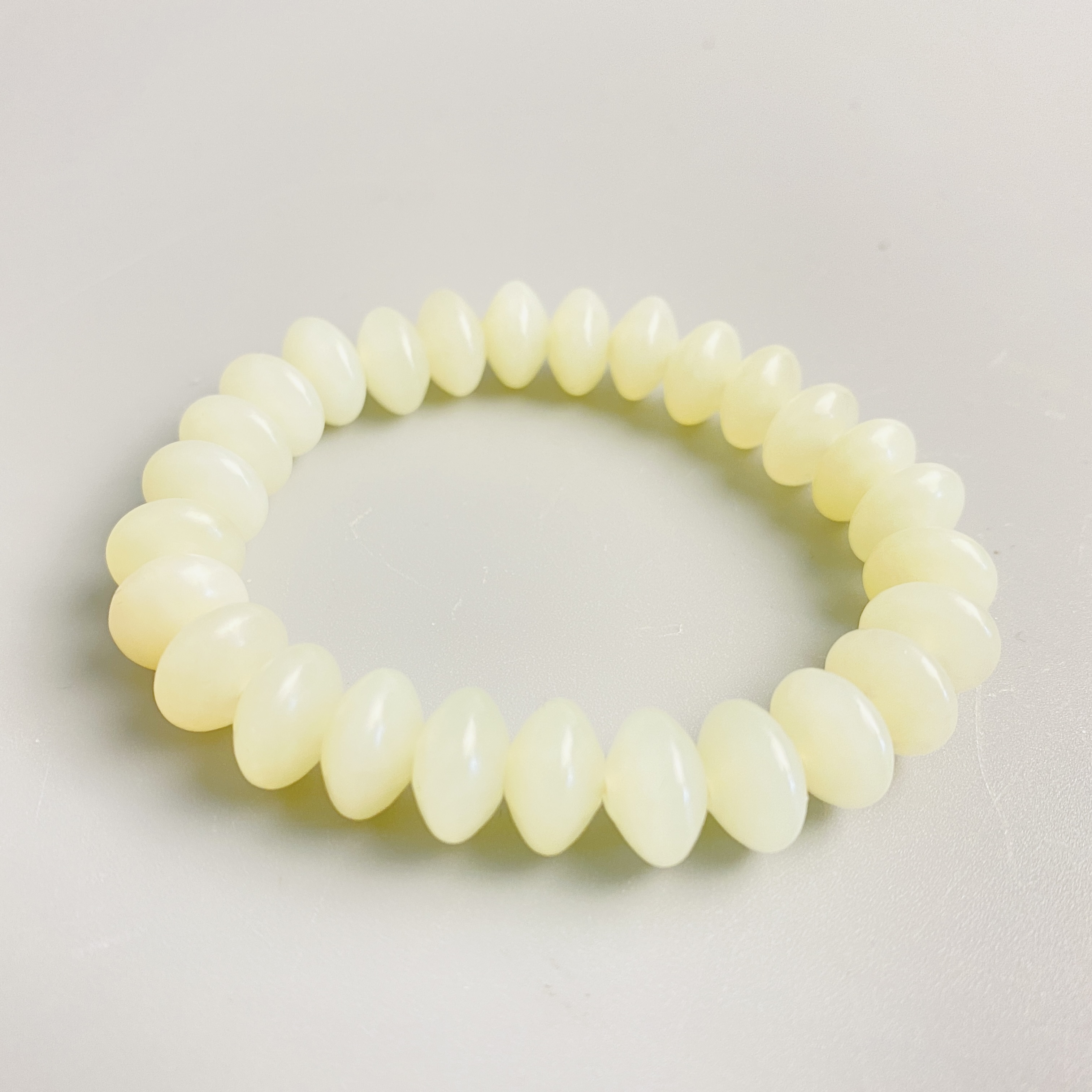 20世纪玉飞碟珠手串【古董拍卖】