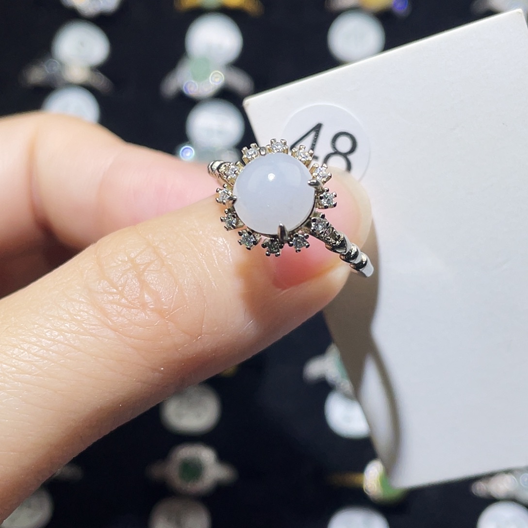 翡翠未镶嵌戒指戒指