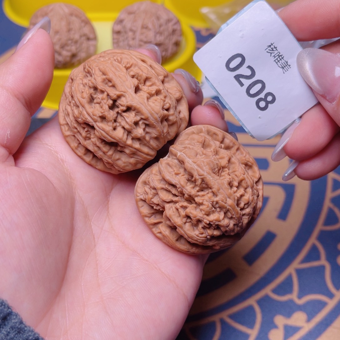 文玩核桃把件粗筋44～0208