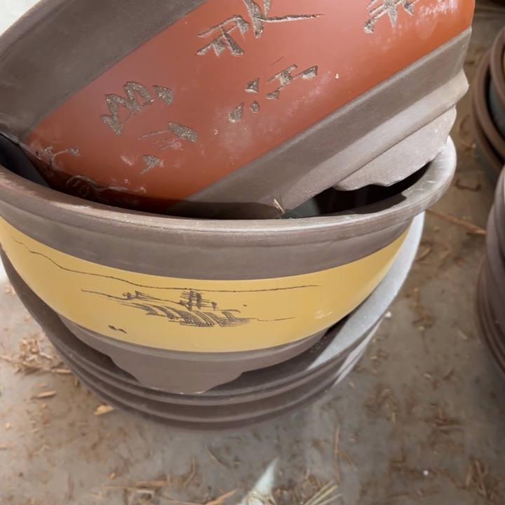 紫砂花盆100-3。             