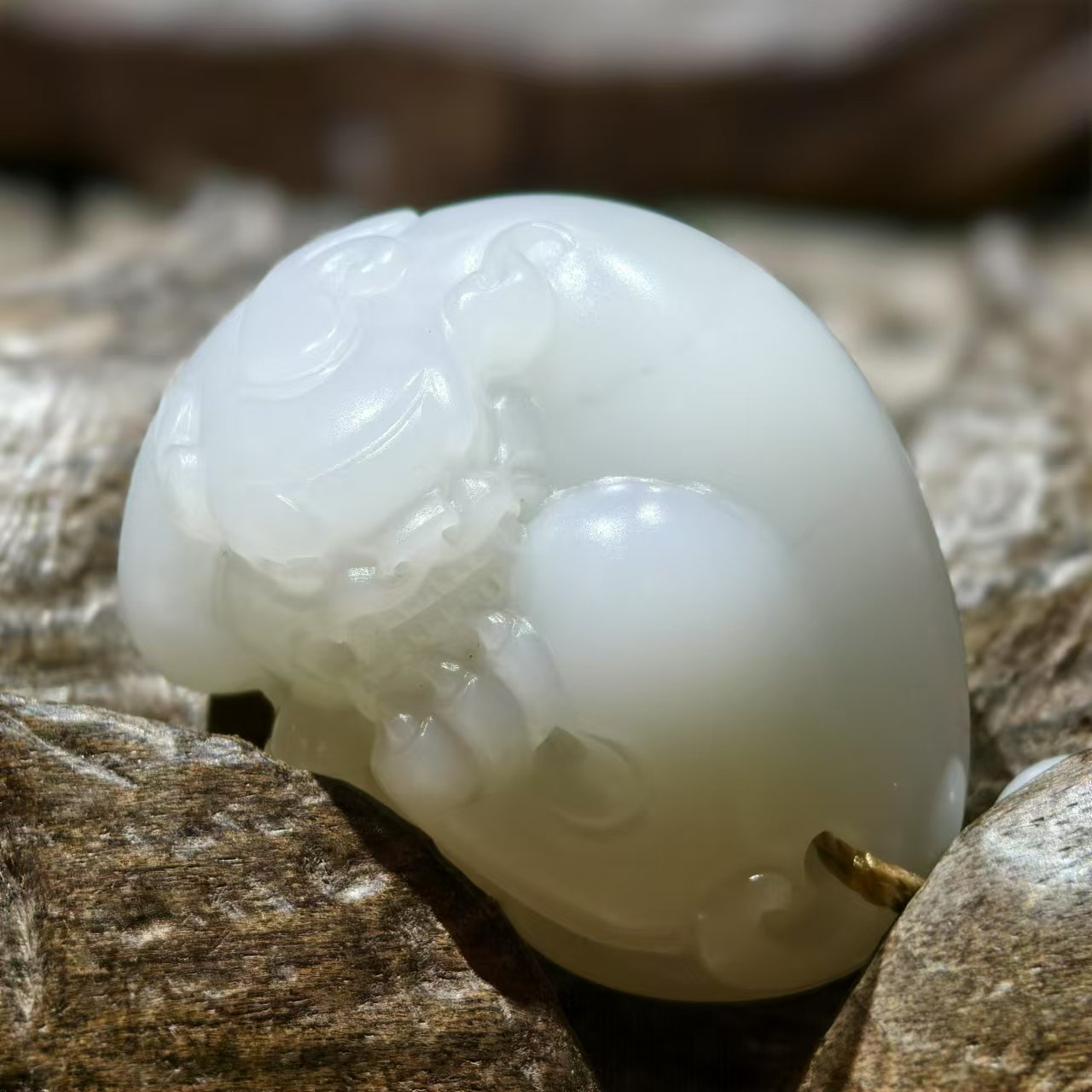 【米达姐和田玉】米达料回头貔貅——手工精雕