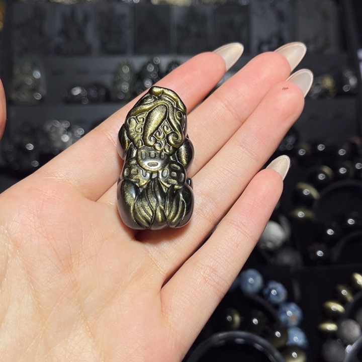 天****黑曜岩未镶嵌珠宝奇石