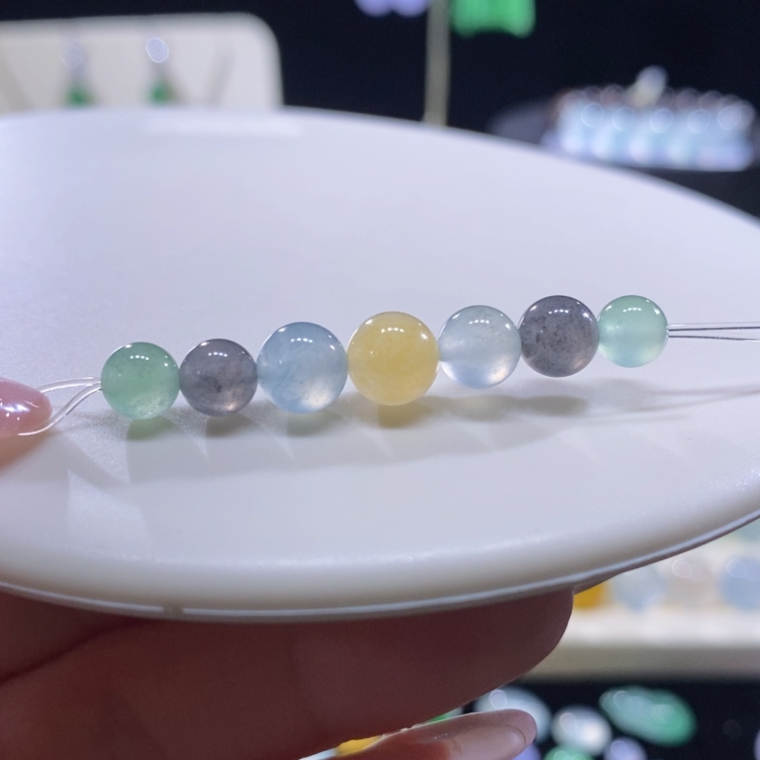 翡翠未镶嵌颈饰翡翠莫兰迪色系珠珠多样性发其一