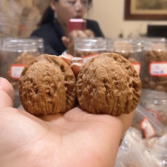 文玩核桃吊坠胜***子靠山王