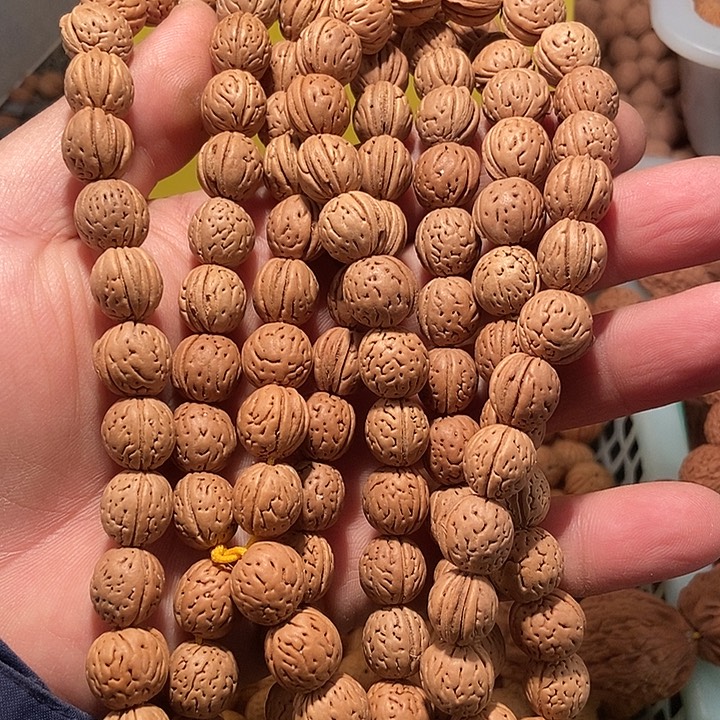 张***牛文玩核桃吊坠12尺寸120颗