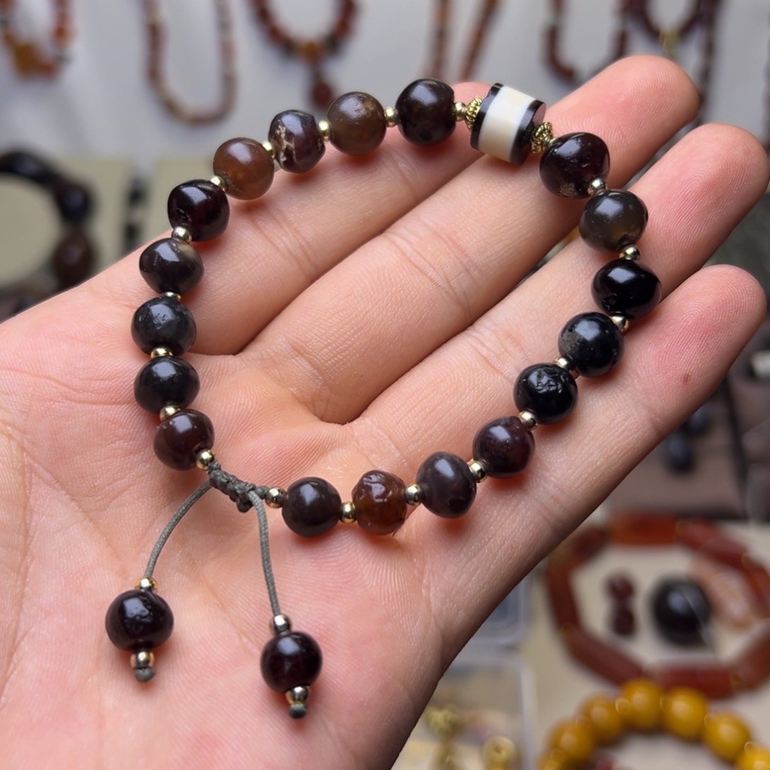 玛瑙/玉髓颈饰未镶嵌