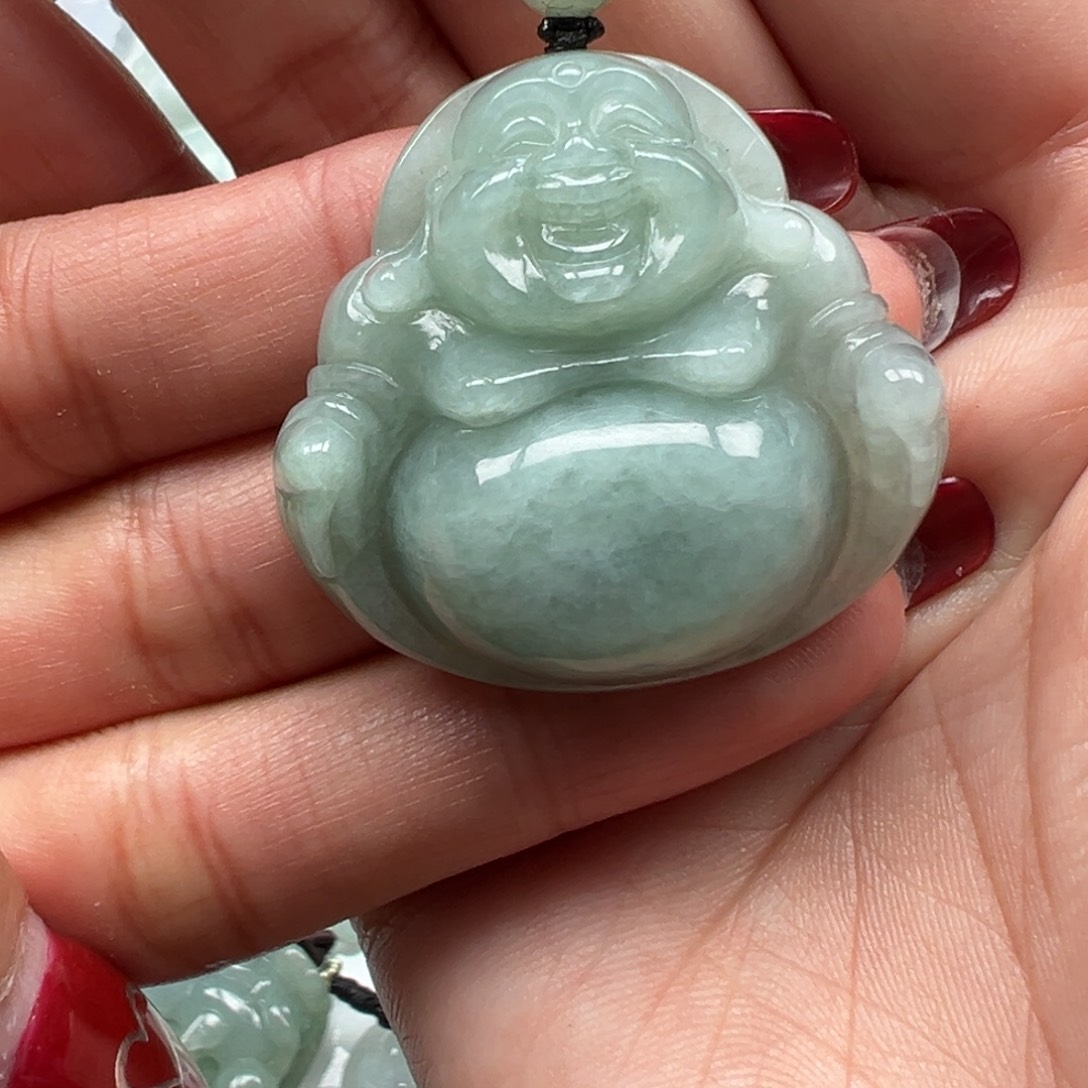 翡翠颈饰未镶嵌37.8×40.1×11