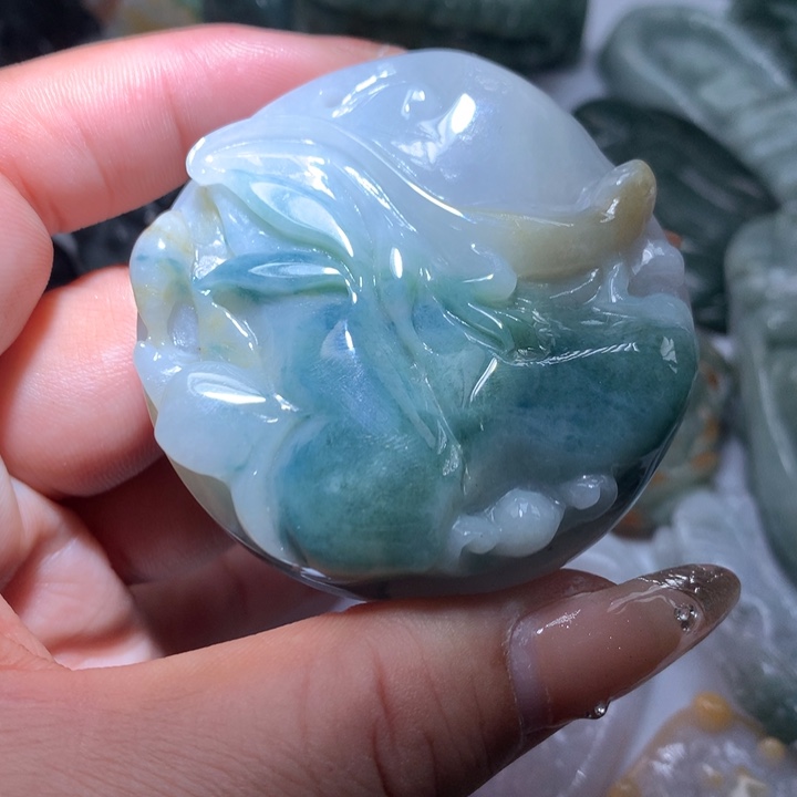 翡翠未镶嵌颈饰保真天然A货翡翠