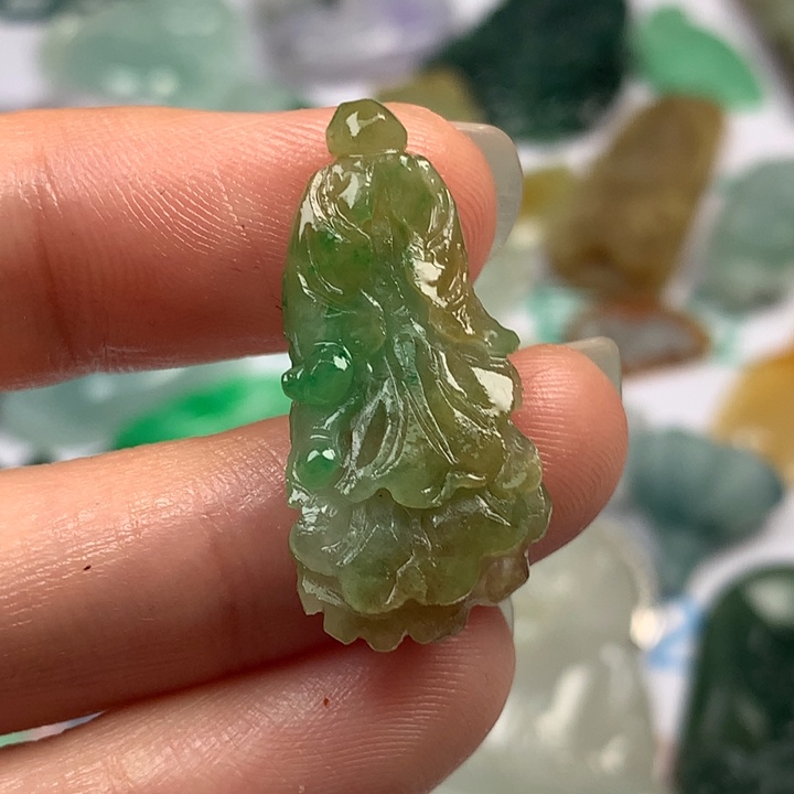 定制翡翠未镶嵌翡翠