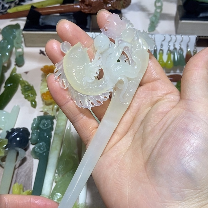 蛇纹石玉发簪未镶嵌