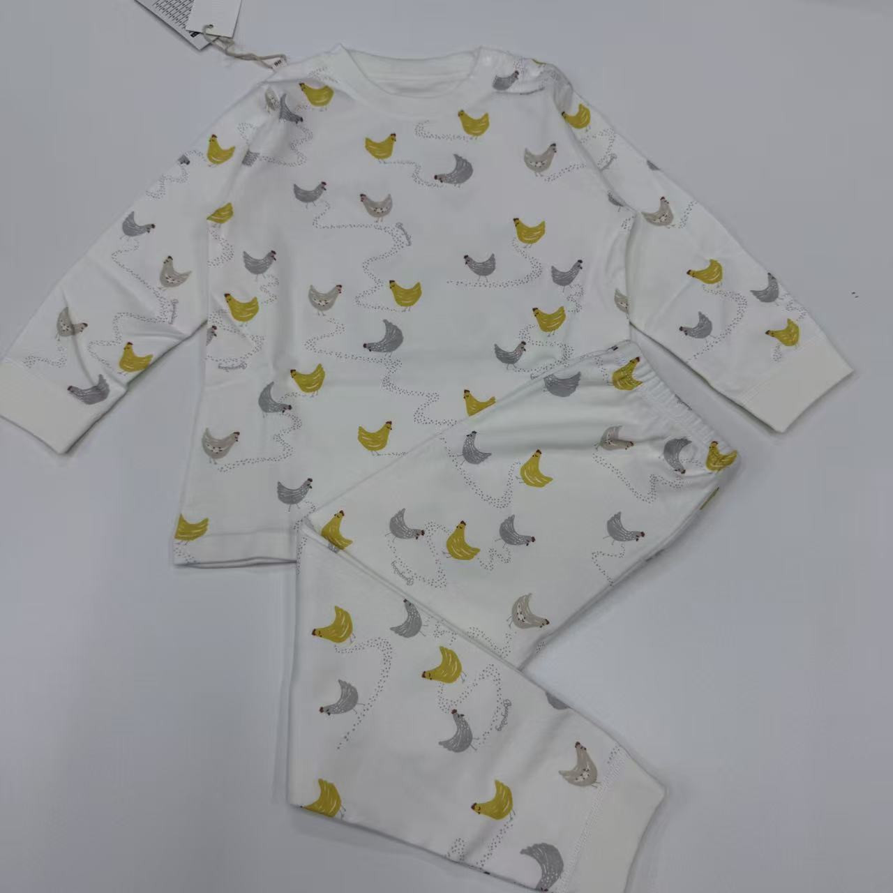 GZ 7-3【3024】小鸡多多肩开套装