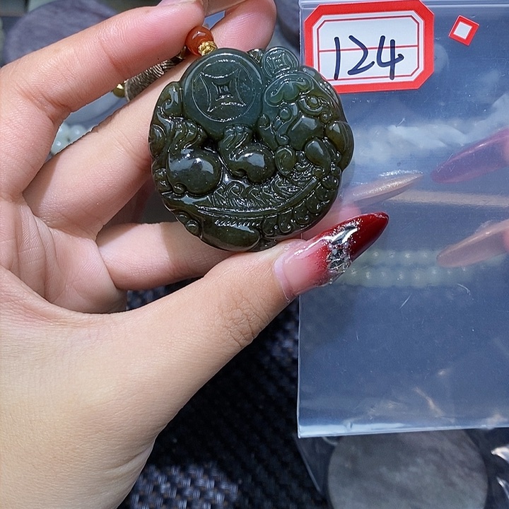 和田玉和田玉边角料随机发未镶嵌