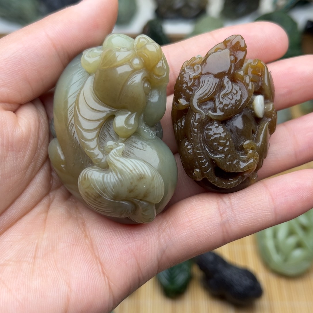 和田玉颈饰未镶嵌浅*