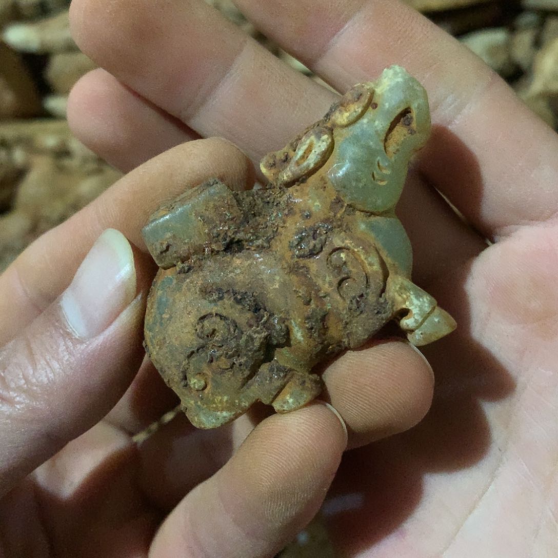 未镶嵌和田玉挂件