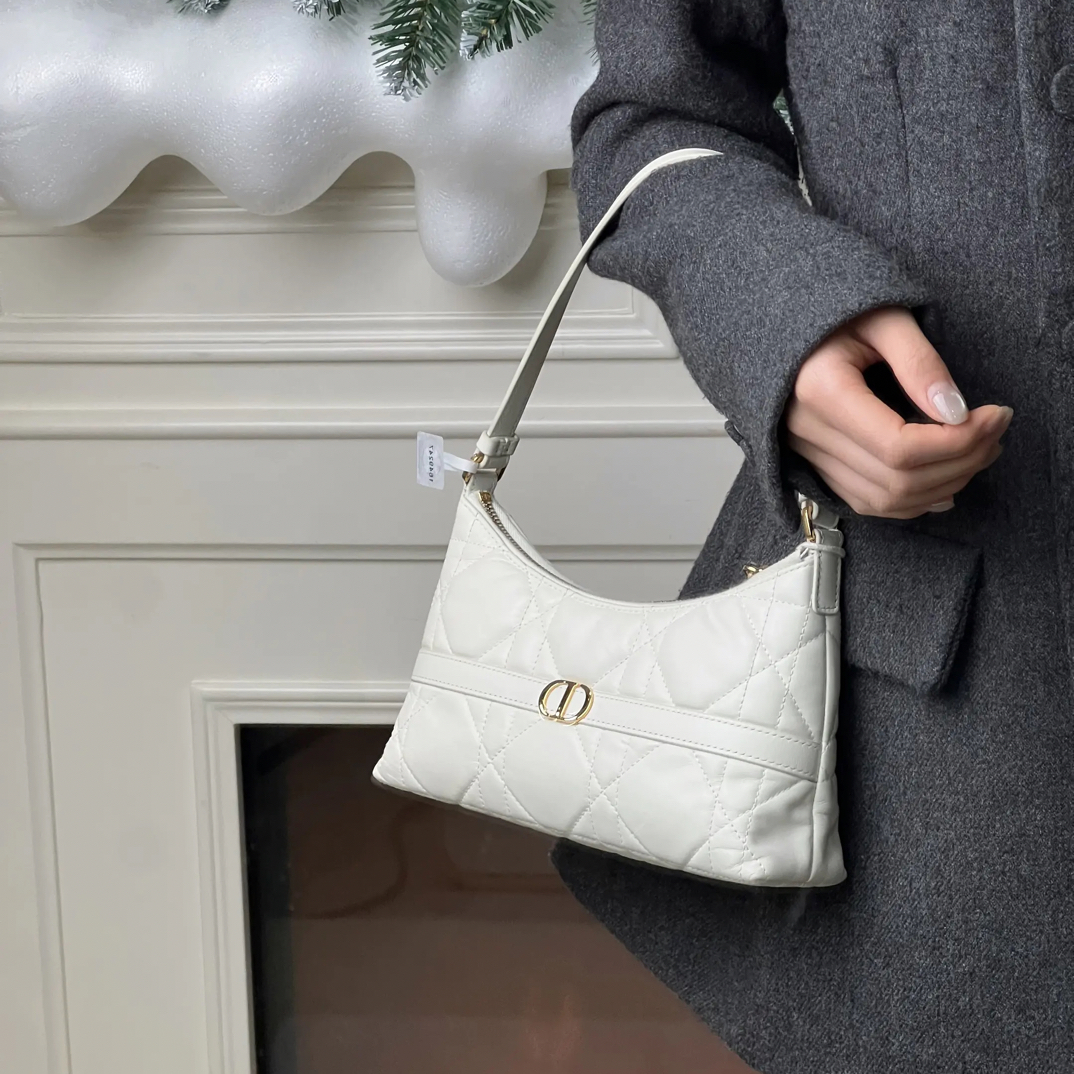 99新 DIOR/迪奥 dior miss caro水饺包白金/99新/优选