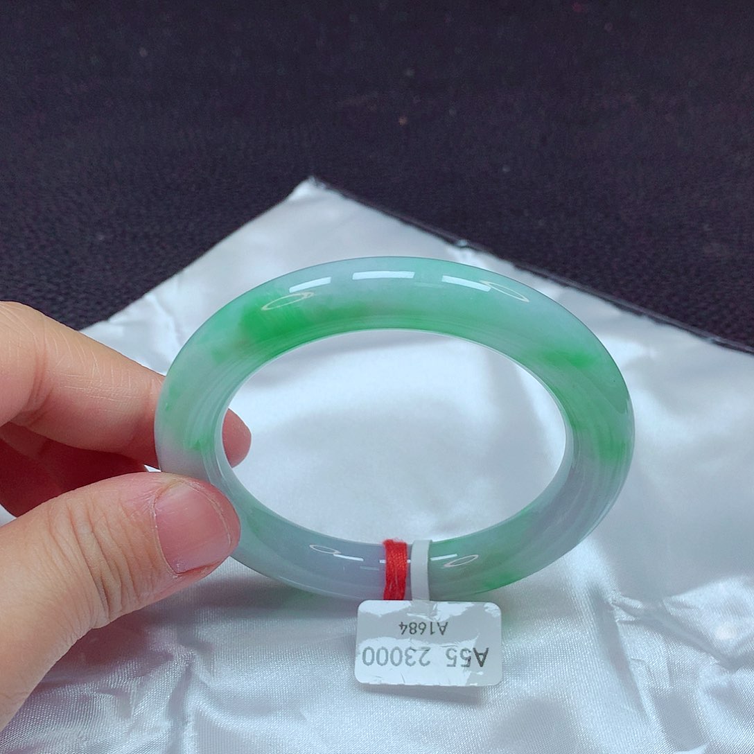 翡翠手镯未镶嵌手镯55