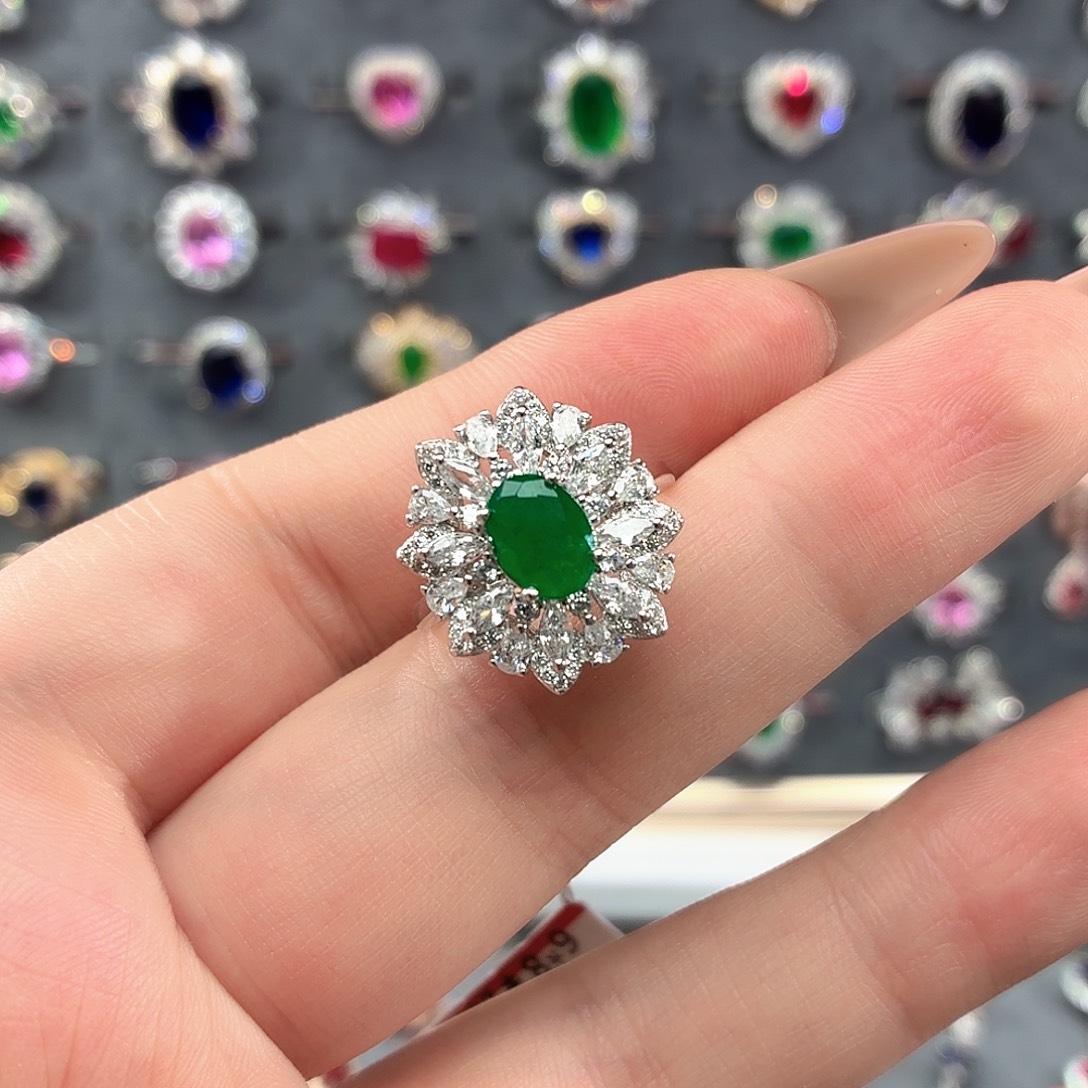 925银培育祖母绿色宝石