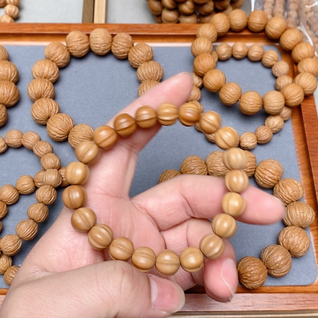 核桃手串/手链?***鲨鱼，女人