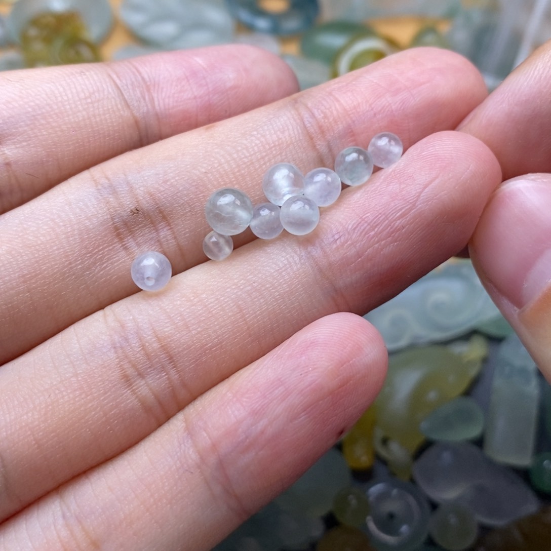 定制翡翠未镶嵌珠子