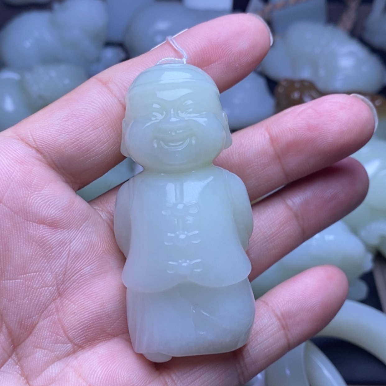 【闪购商品】颈饰未镶嵌和田玉