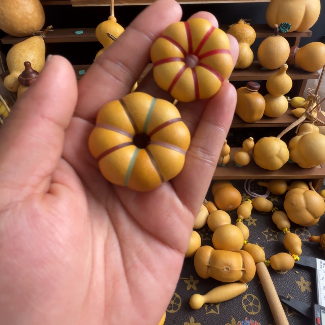 S***莣不能用你了么还是不行呢还在那里玩