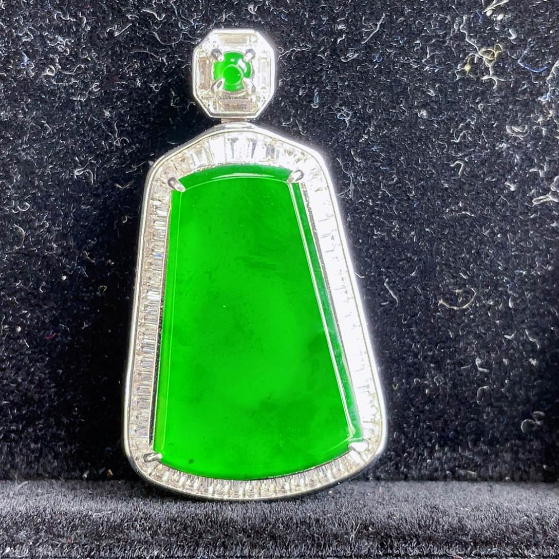 翡翠吊坠(不含链)未镶嵌