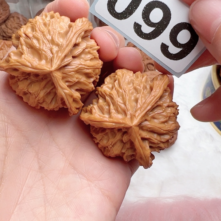 N***o吊坠文玩核桃文玩099