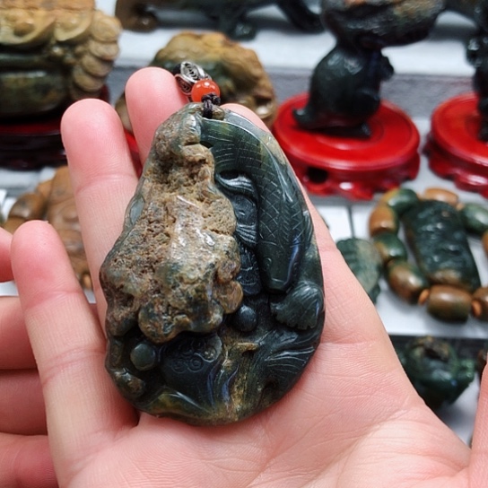 岫岩河磨玉（透闪石质玉）把件未镶嵌