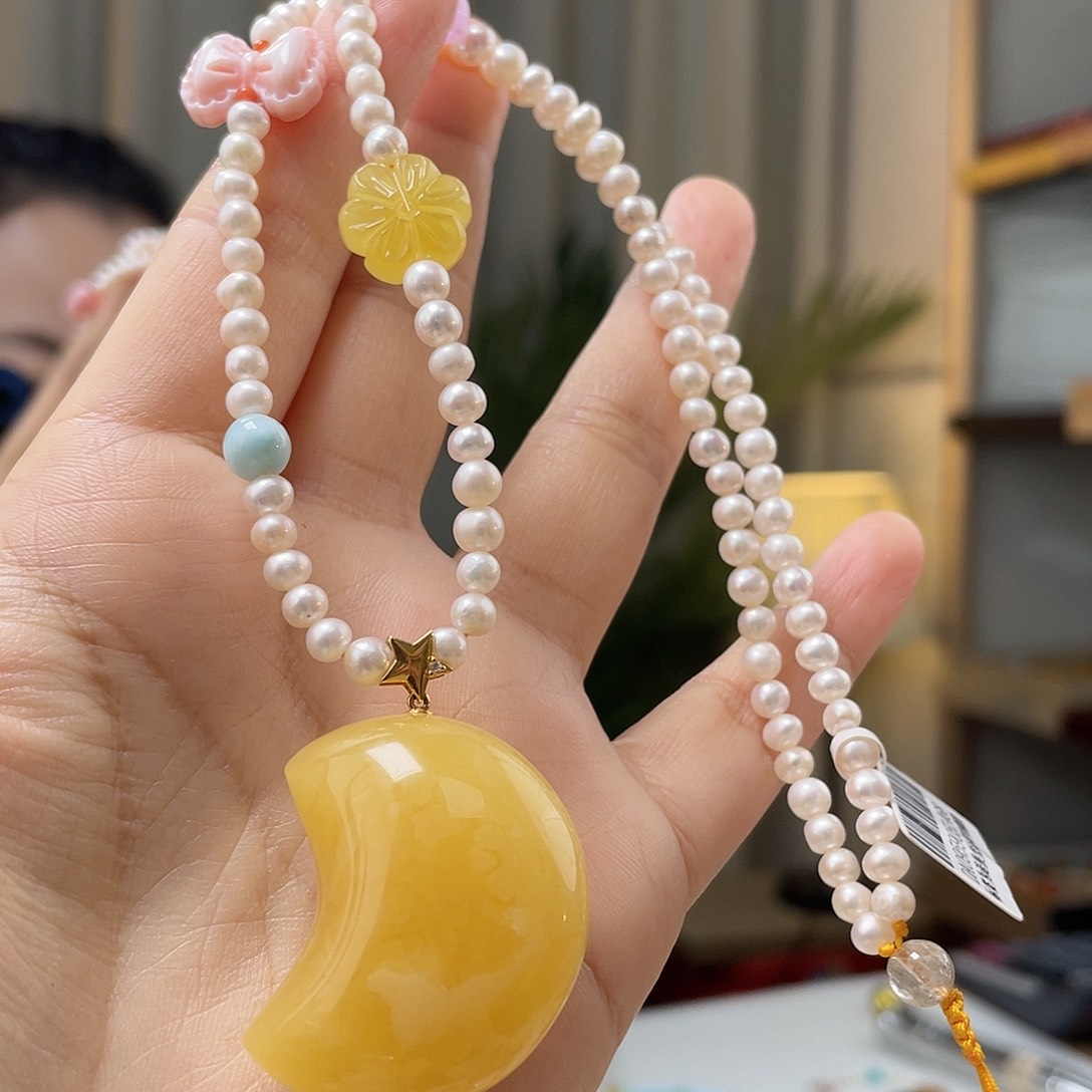 蜜蜡裸石18K金镶嵌蜜蜡吊坠