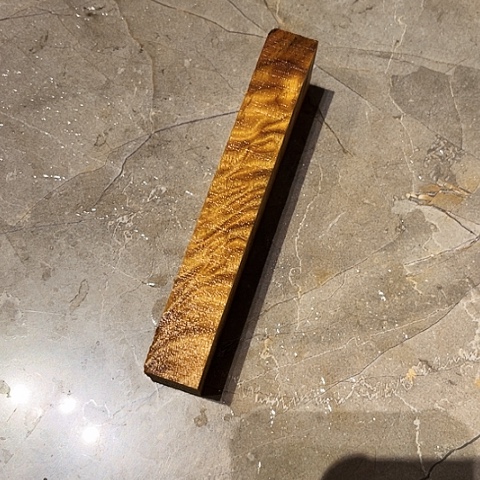 【闪购商品】(****)金丝楠木