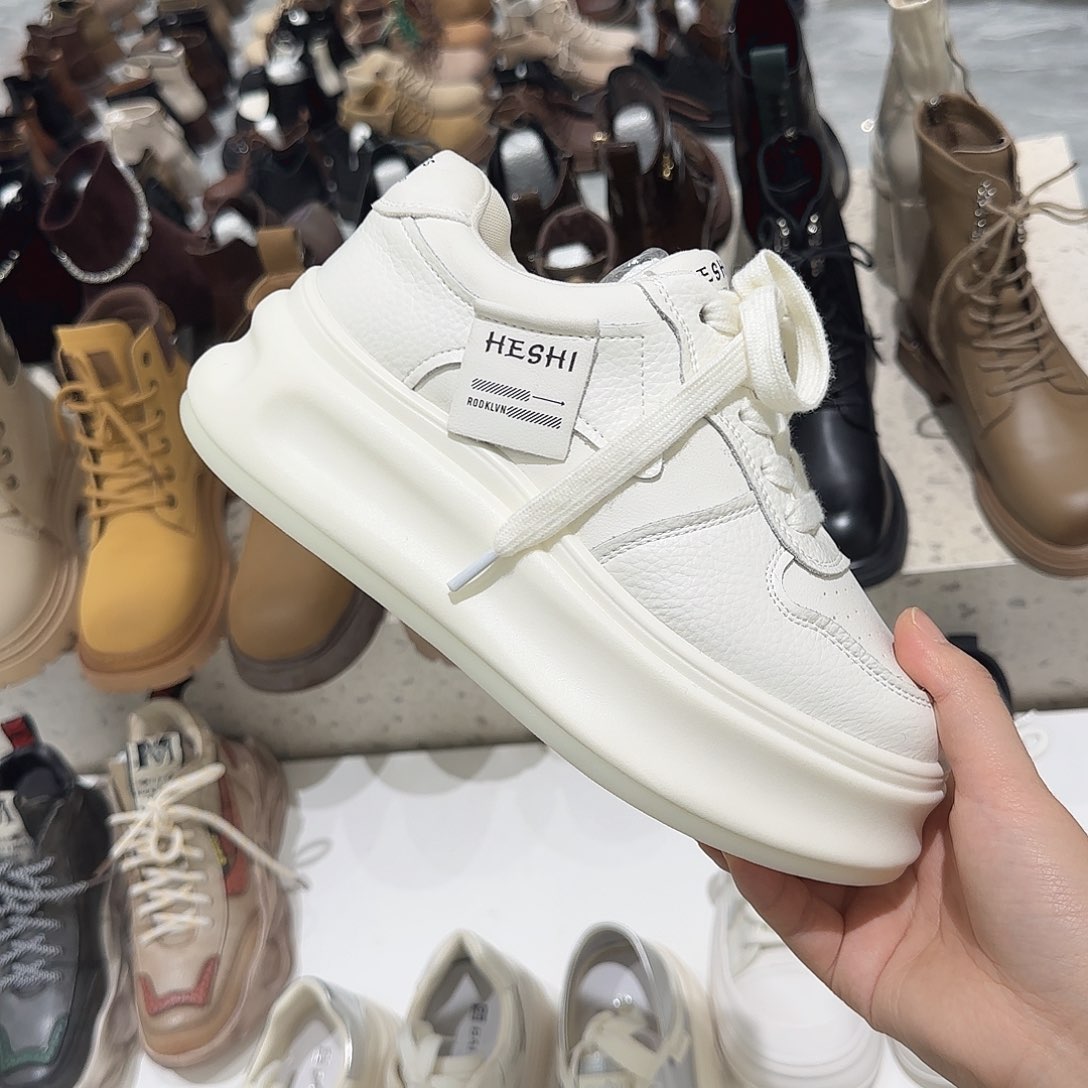 13178白色35小白鞋